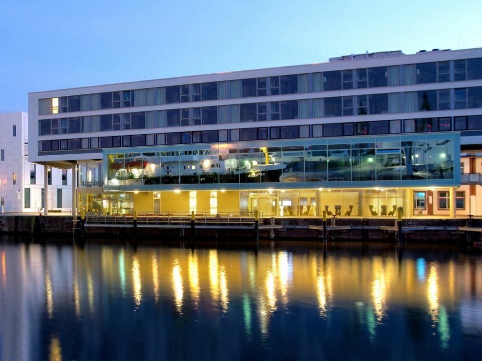 Best Western Plus Hotel ブレーマーハーフェン エクステリア 写真